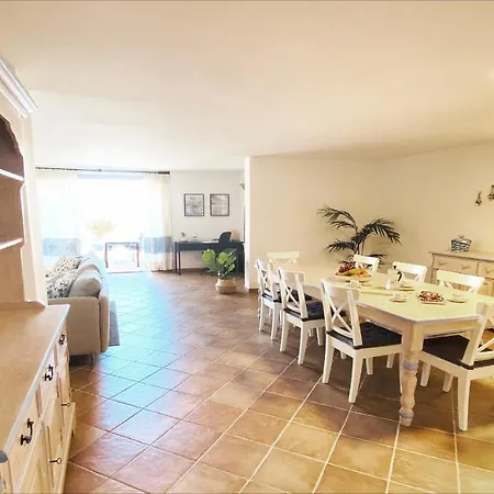 Апартаменты Ida Isuledda 1